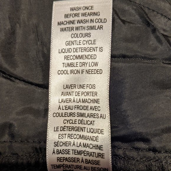 Black Ricki's Mini Skirt with Pockets - Picture 9 of 12